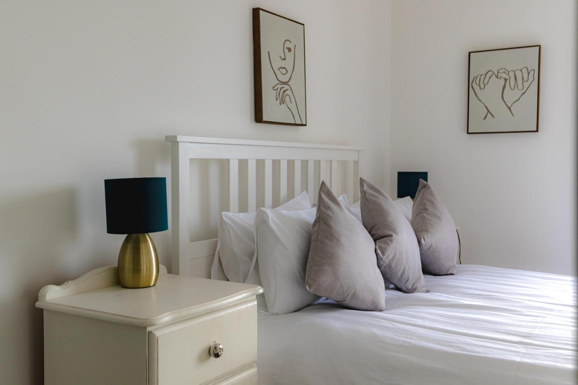 Fabulous, Vibrant, Town House, Central Bath Road Cheltenham Esterno foto