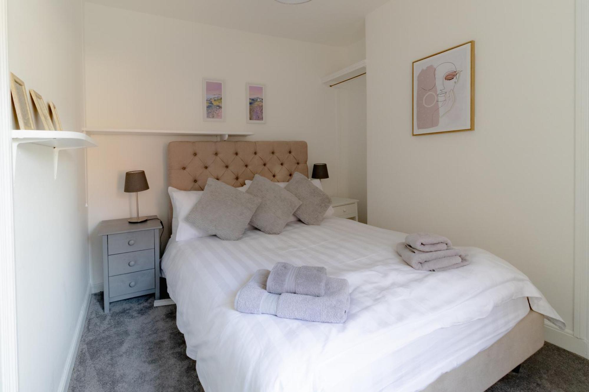 Fabulous, Vibrant, Town House, Central Bath Road Cheltenham Esterno foto