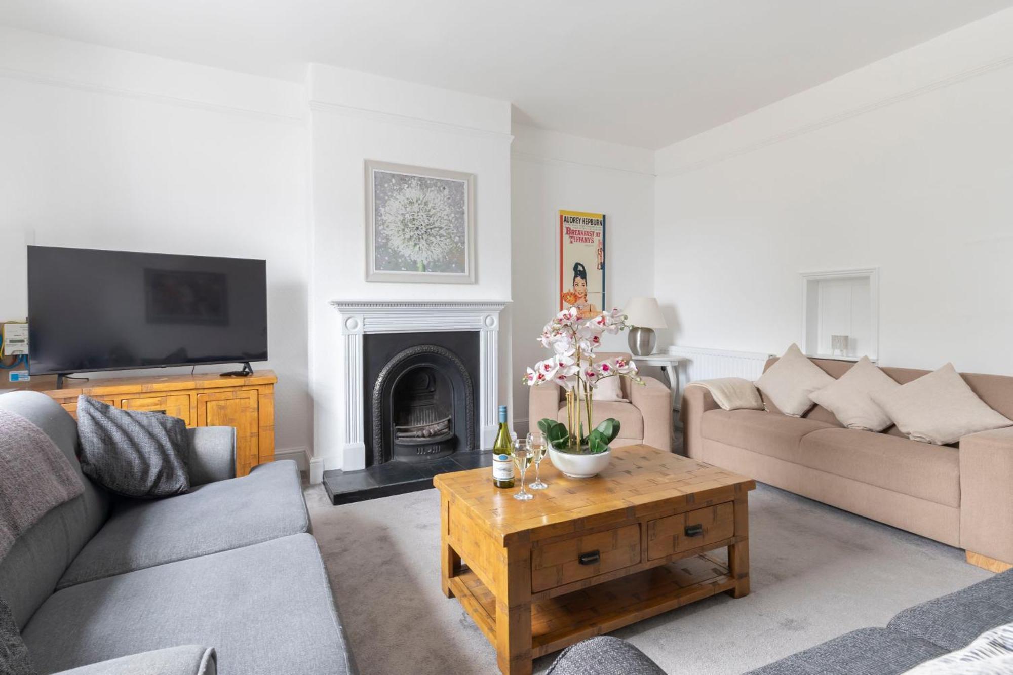 Fabulous, Vibrant, Town House, Central Bath Road Cheltenham Esterno foto