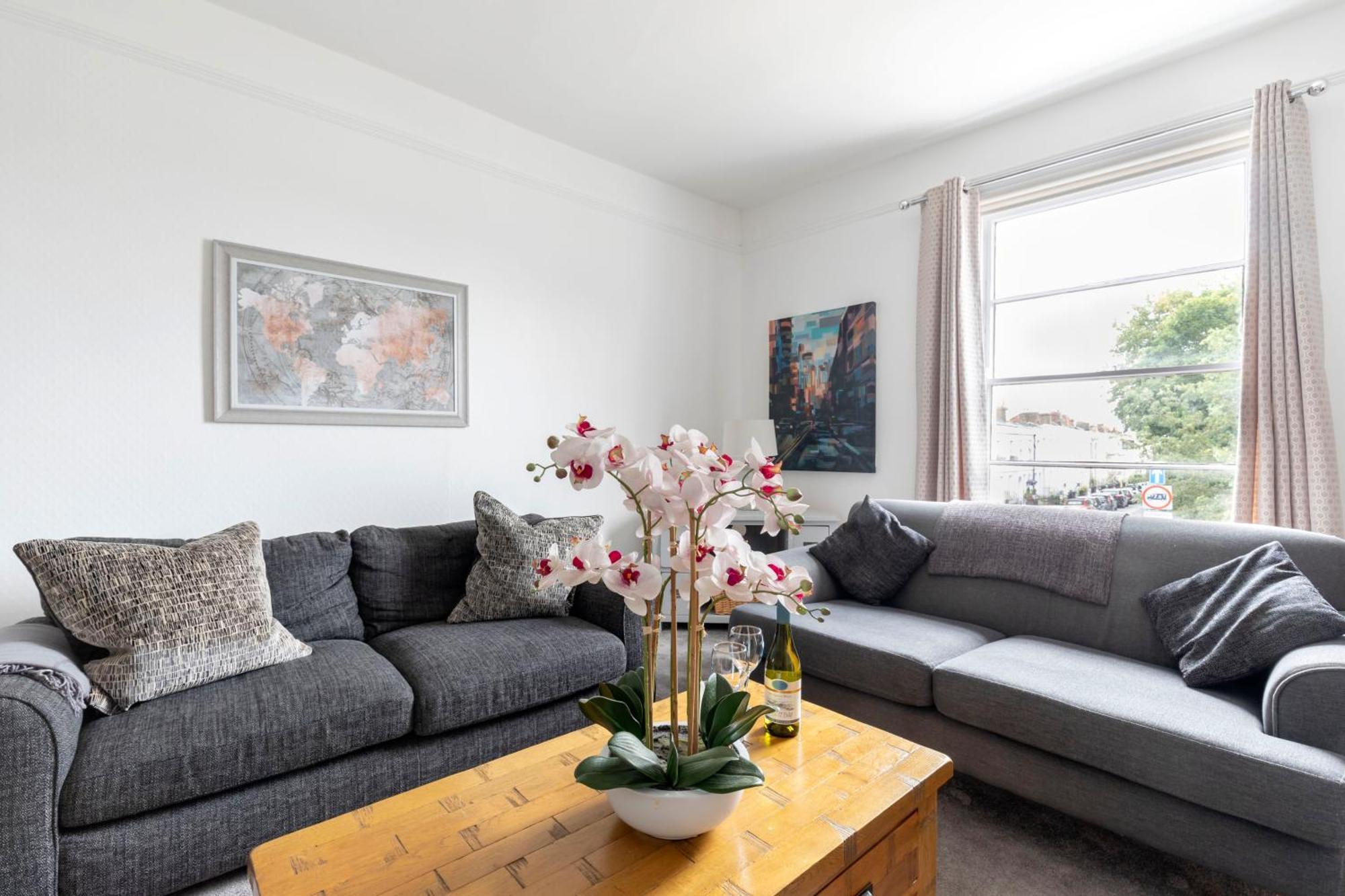 Fabulous, Vibrant, Town House, Central Bath Road Cheltenham Esterno foto
